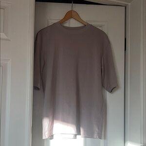 Uniqlo “Airism” Tee Shirt Size Medium
